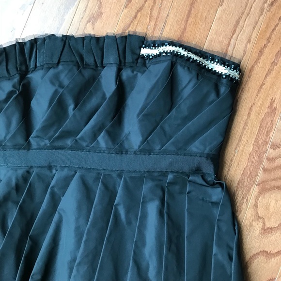 BCBG Black Strapless Beaded Bubble Hem Dress Sz 8 - Picture 2 of 7